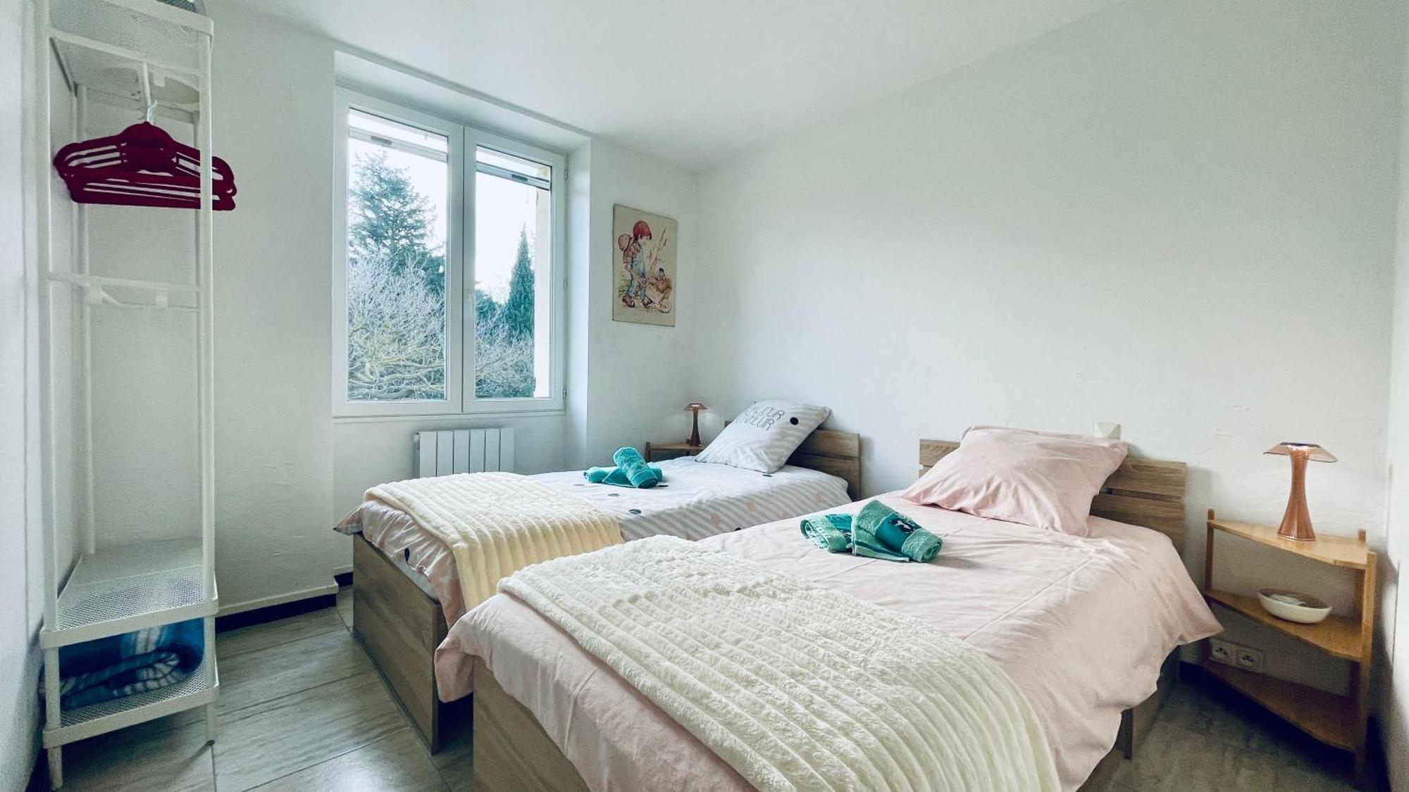 Rendez-Vous Avec Les Cigales - Gite 6 Personnes 100M2 - Piscine Privee - Climatisation Cheval-Blanc Kültér fotó